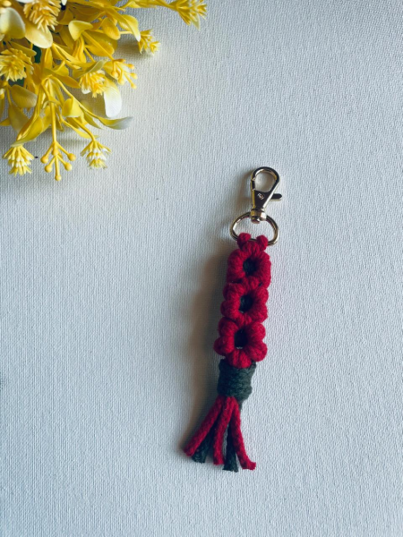  Daisy Flower Macrame Keychain 